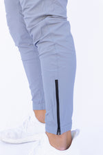 Load image into Gallery viewer, Move Joggers